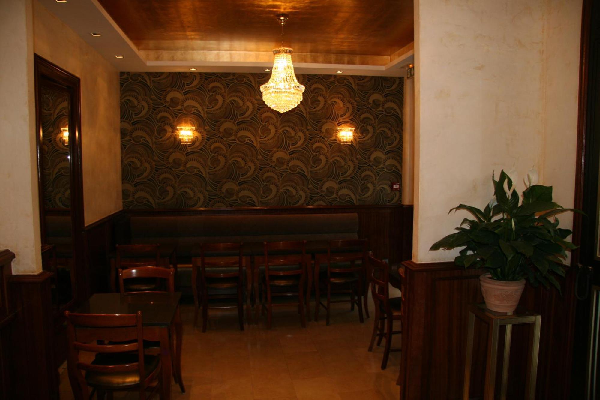 Hotel Bellevue Saint-Lazare Париж Екстериор снимка